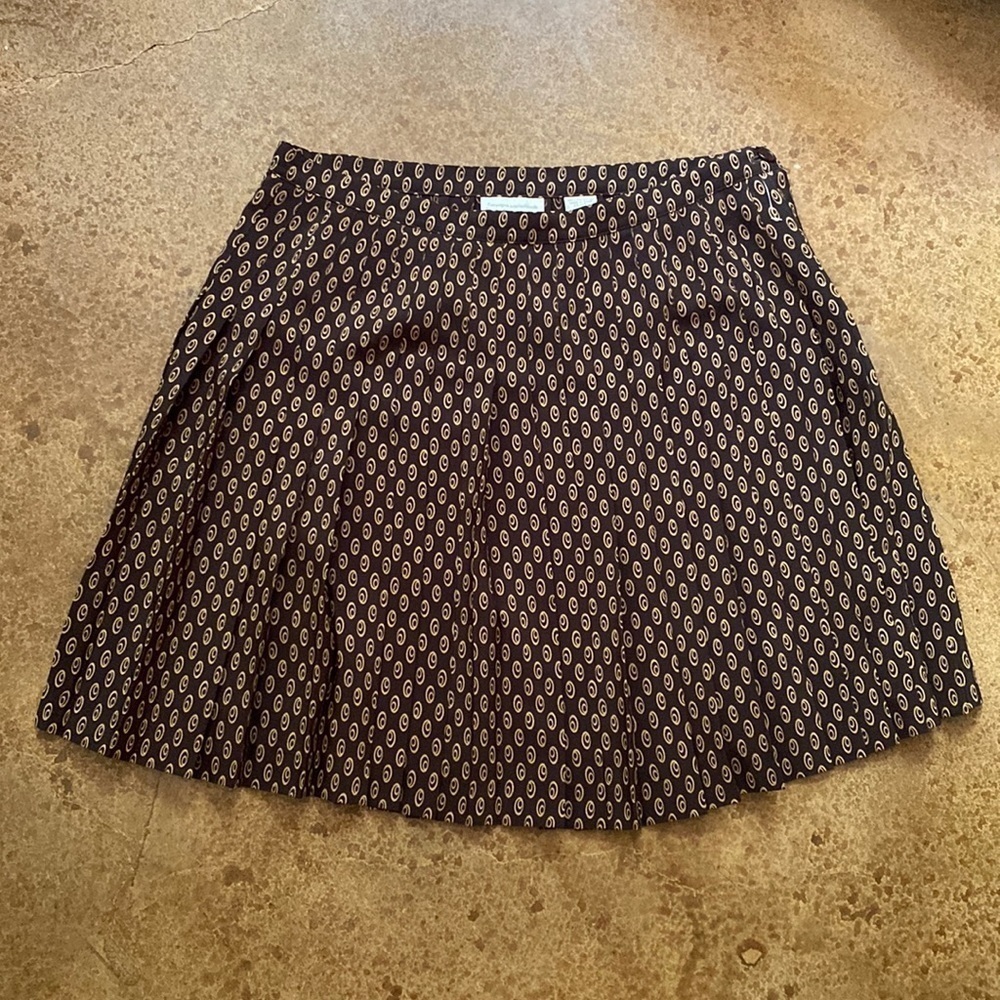 EXPRESS black and‎ tan swirl pleated skater circle mini skirt